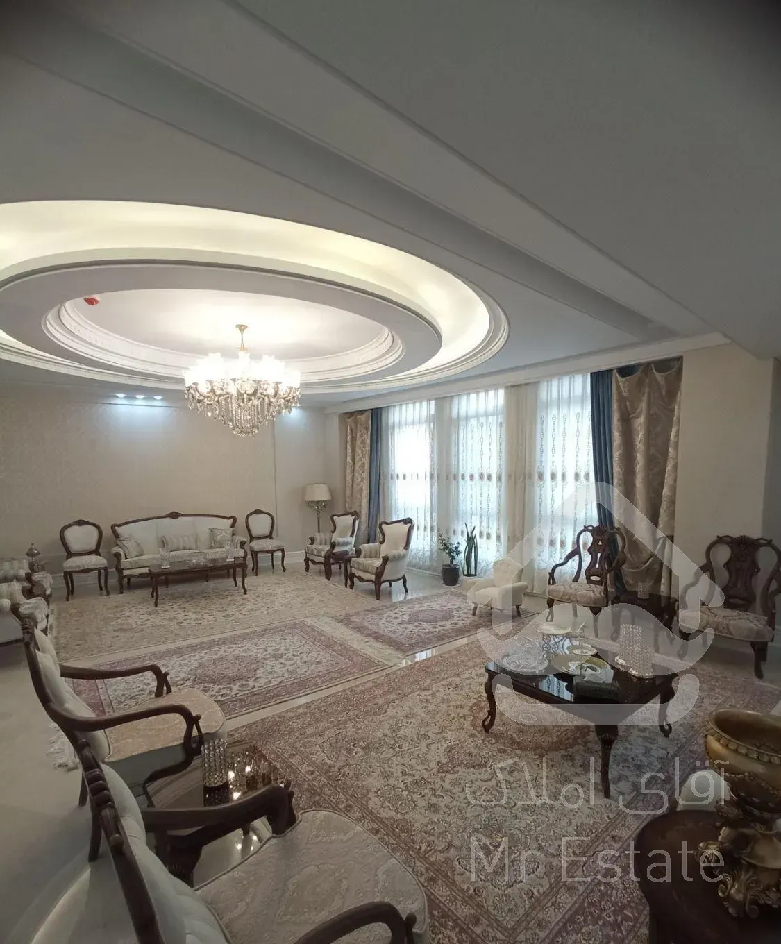 ۲۵۰ متر آپارتمان ۴ خواب در نیاوران گلسنگ