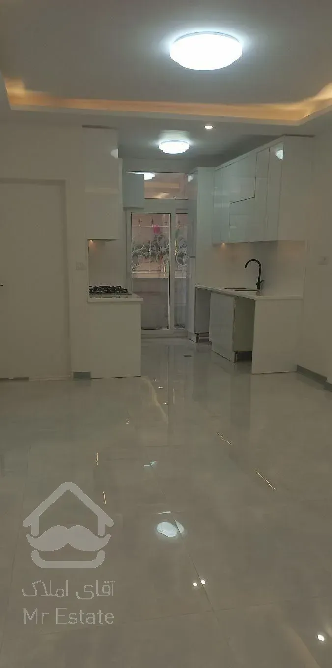 فروش آپارتمان ۶۱ متری ۱ خوابه در ایران