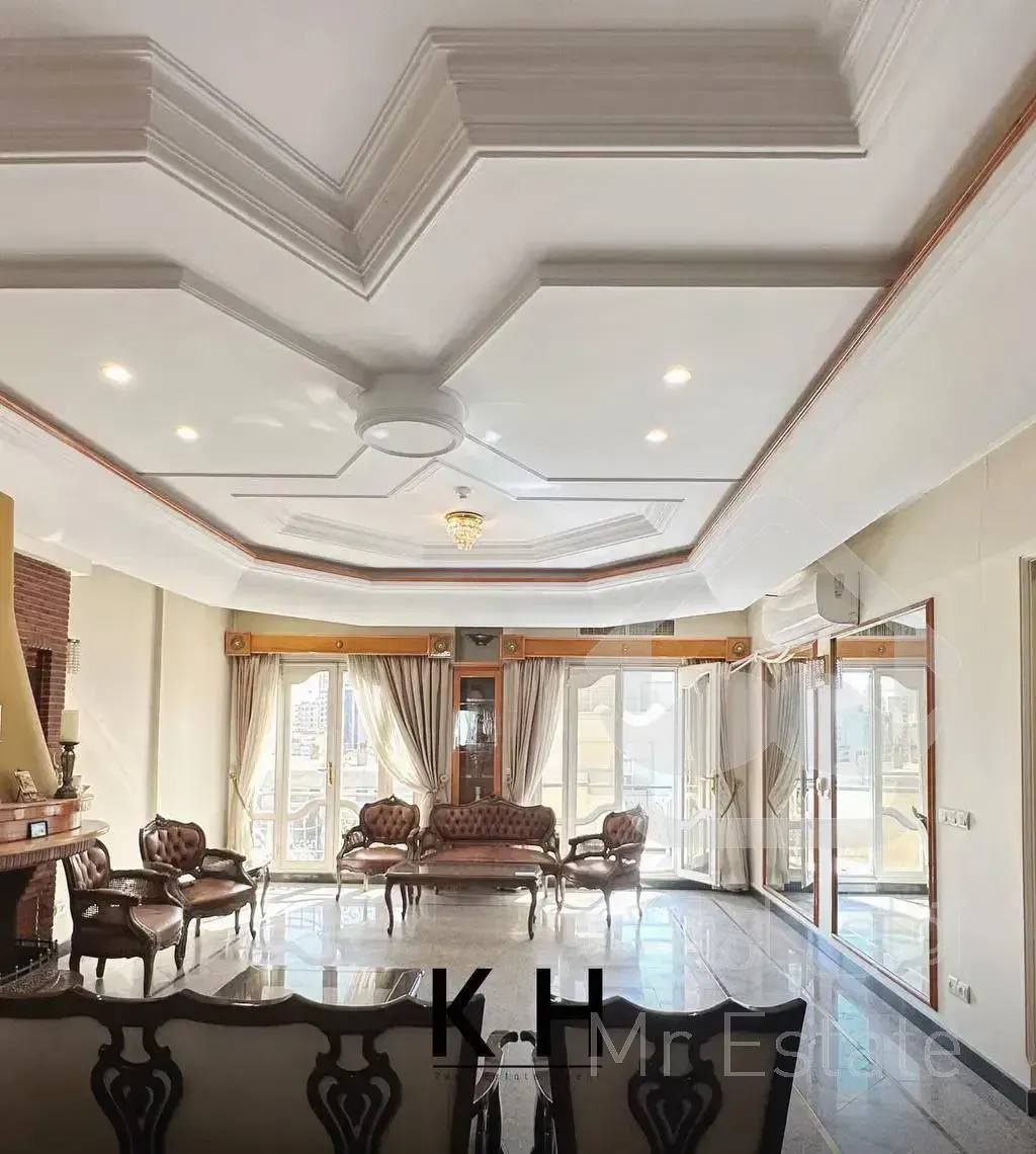 فرشته چناران / ۱۷۵ متر / ط ۱۱ / ۲ پارکینگ سندی /