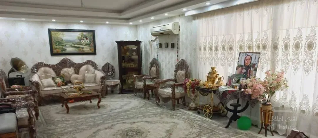 فروش آپارتمان ۱۵۵ متری در کمپلو جنوبی (کوی انقلاب)