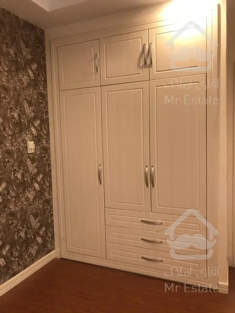 اجاره و رهن آپارتمان الهیه 200  متر لاکچری