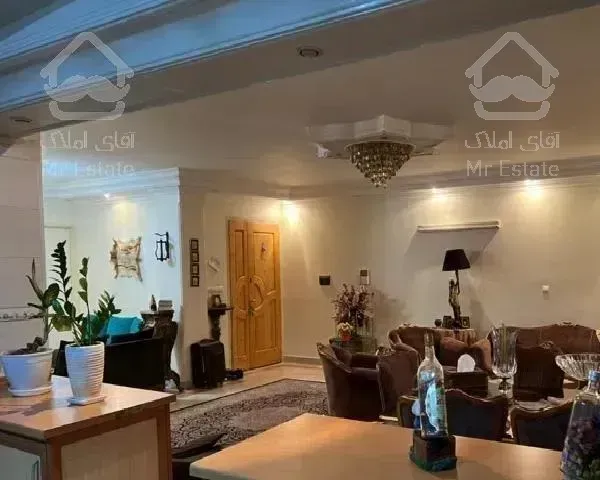 فروش/۱۱۸ متری/نیروهوایی(حافظیه)