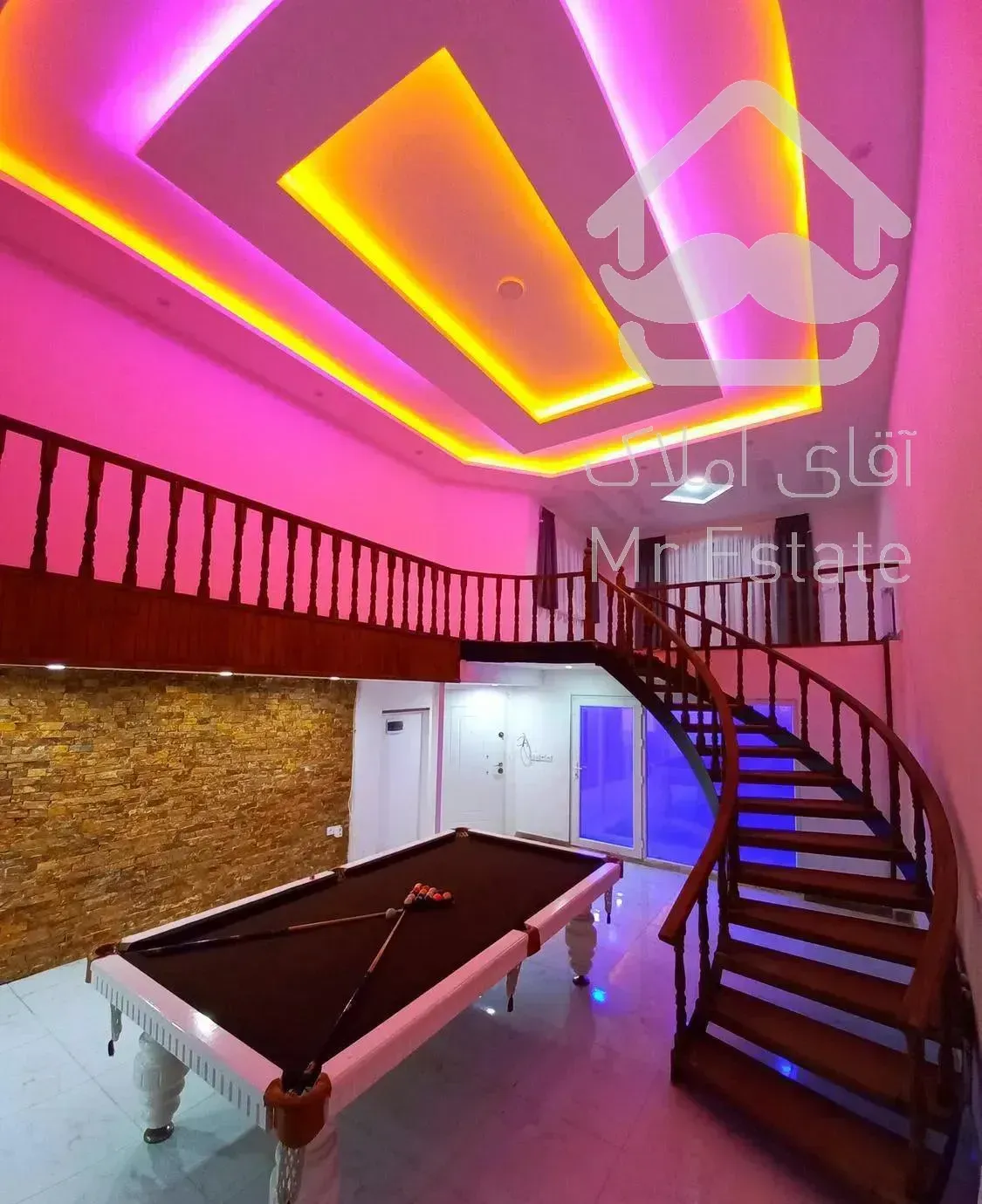 اجاره  ویلا استخر دار فول گیم ساحلی