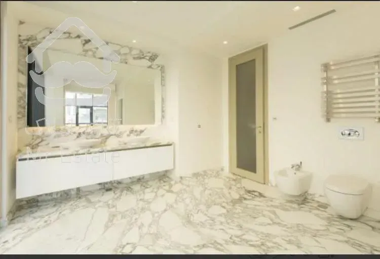 ۳۳۰ و ۳۴۰ متری برج باغ فرشته