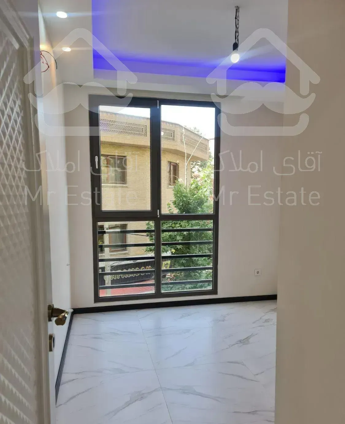 آپارتمان ۱۳۵ متری، ۳ خوابه،تکواحدی