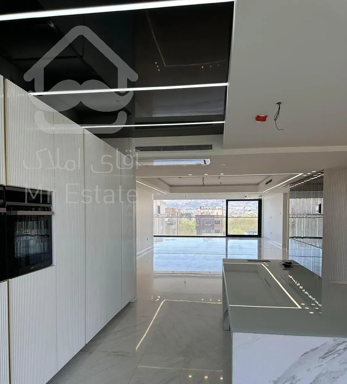 فروش آپارتمان ۱۹۵ متری ۳ خوابه در مشتاق دوم لوکس