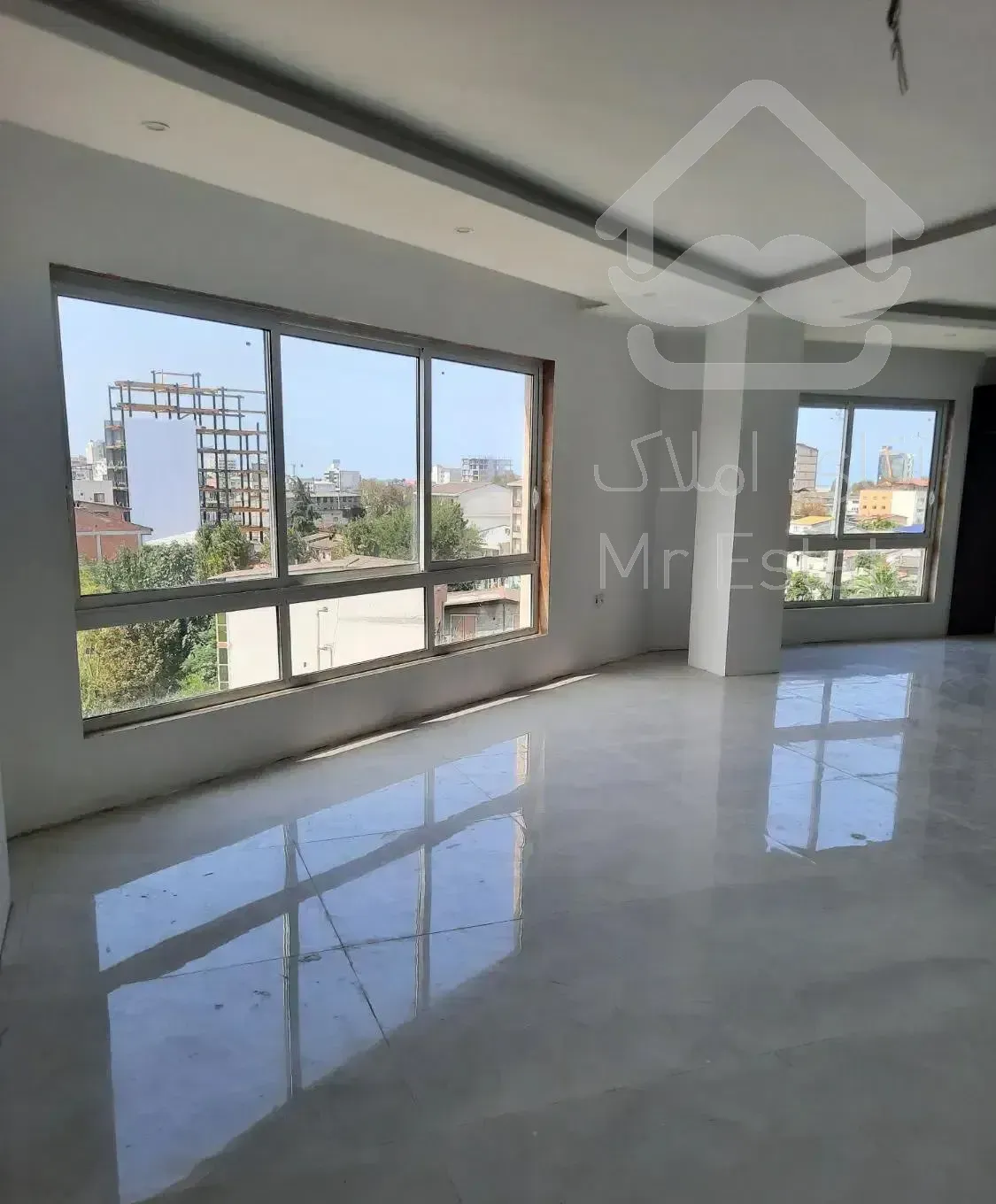 کلیدنخورده ۱۳۵ متری در نور خ شریعتی