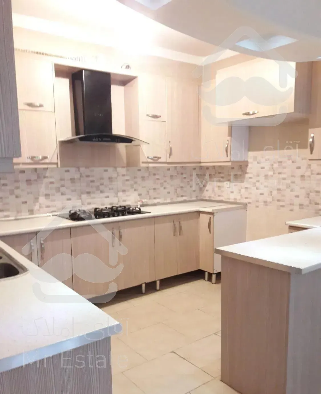 80 متر دوخواب ایرانشهر فول امکانات