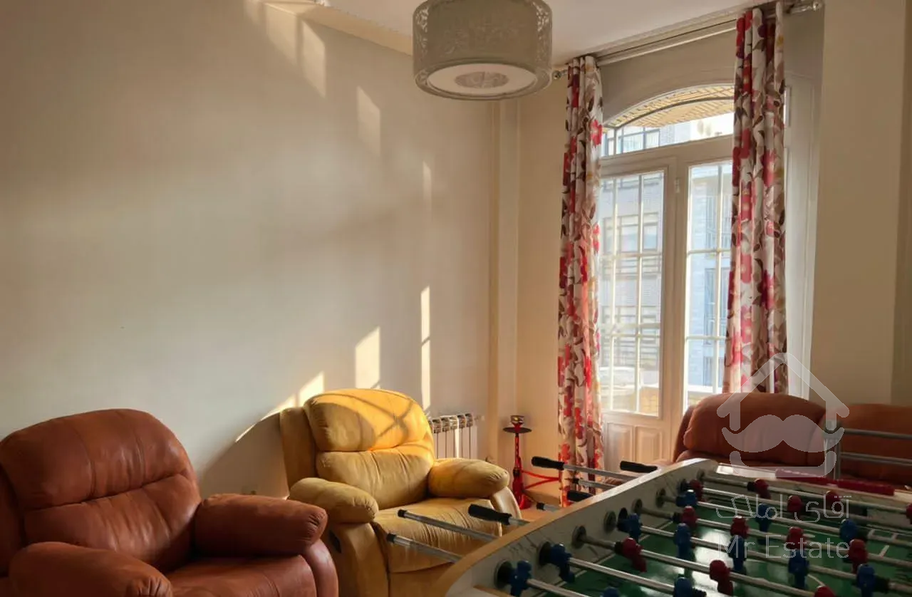 105متر دوخوابه