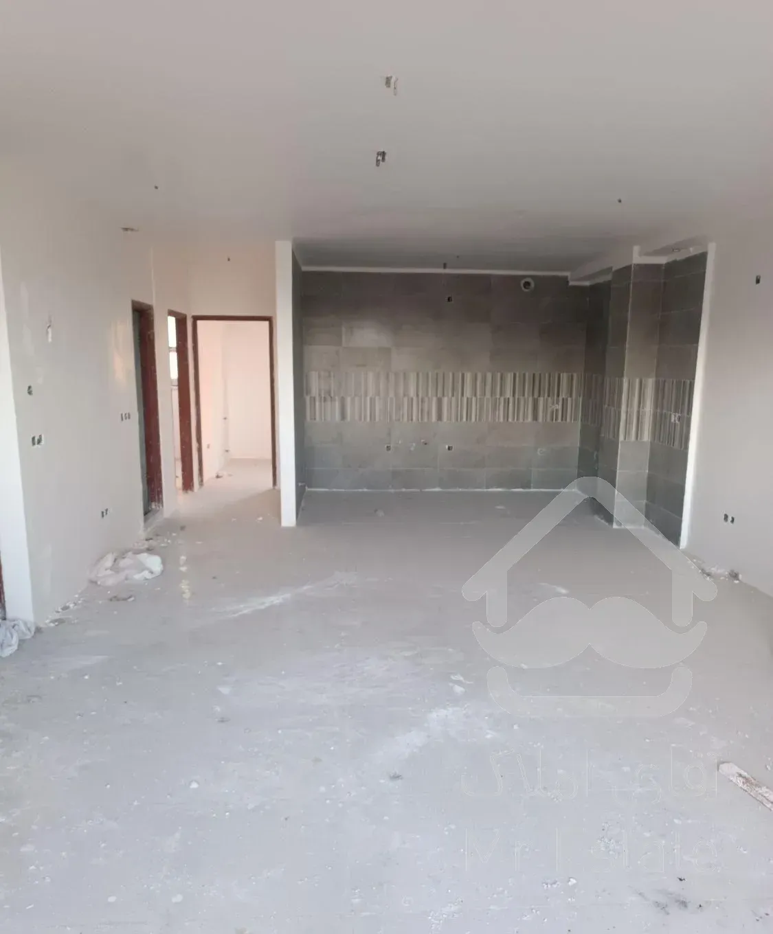 آپارتمان ۱۰۵متری شیک به روز محله ۳۴