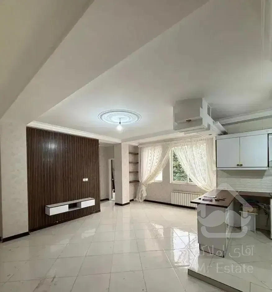 ۷۰متری فروشی/دو خواب فول بازسازی/جمهوری