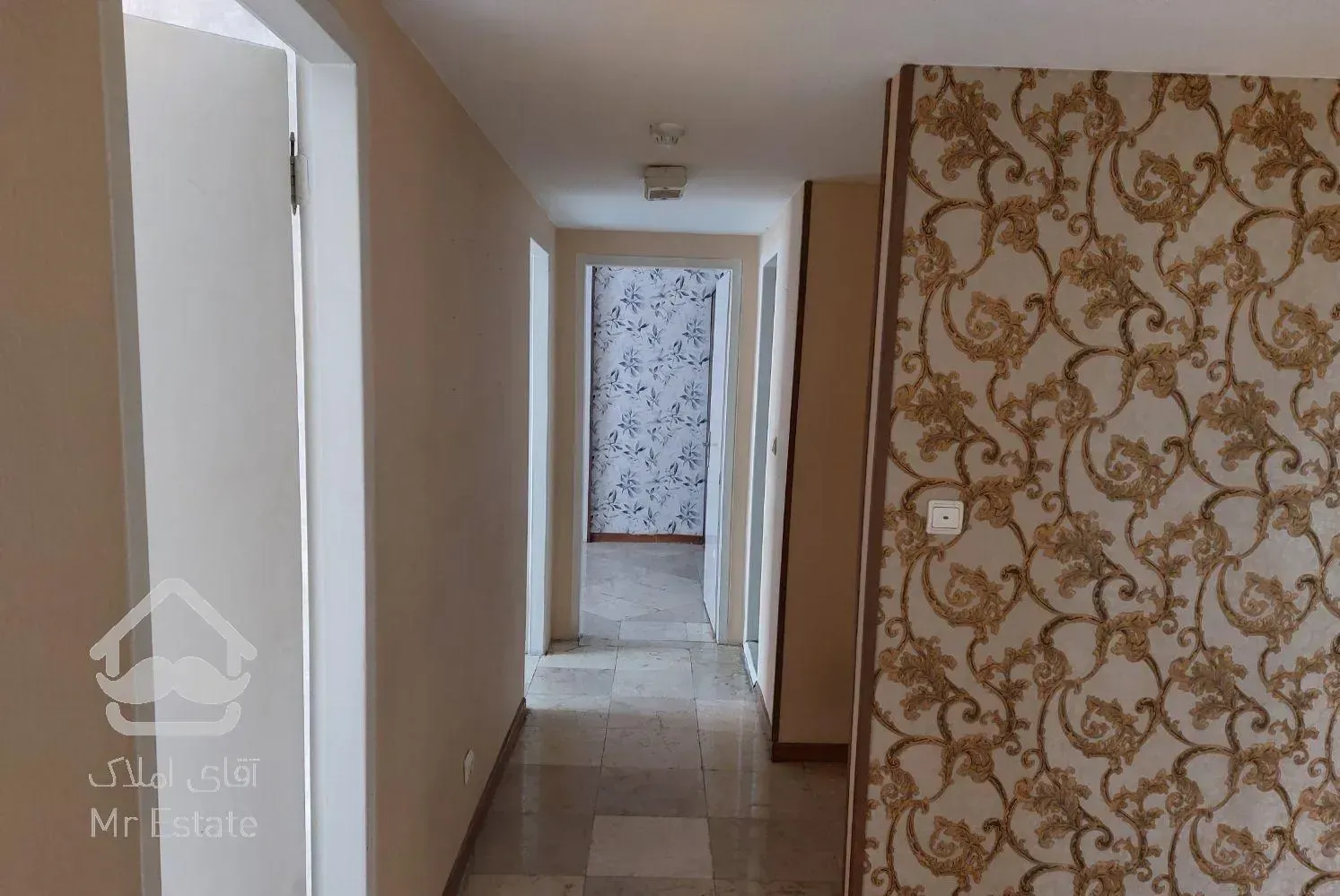 آپارتمان 130 متری 3 خوابه واقع در سعادت آباد،کوی فراز