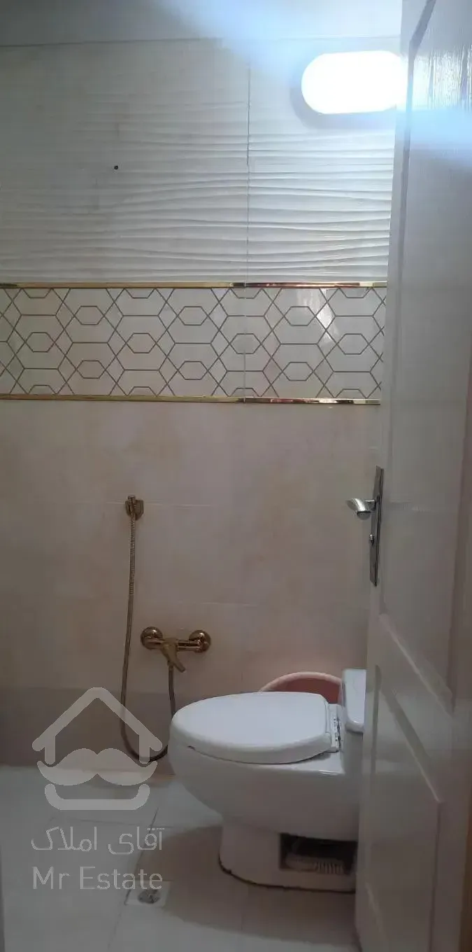 فروش یک واحد آپارتمان