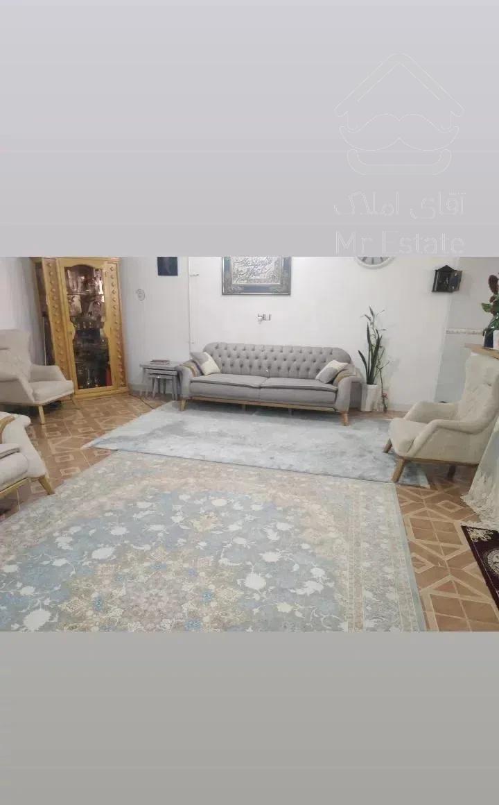 ویلایی دو طبقه در گلشهر 32