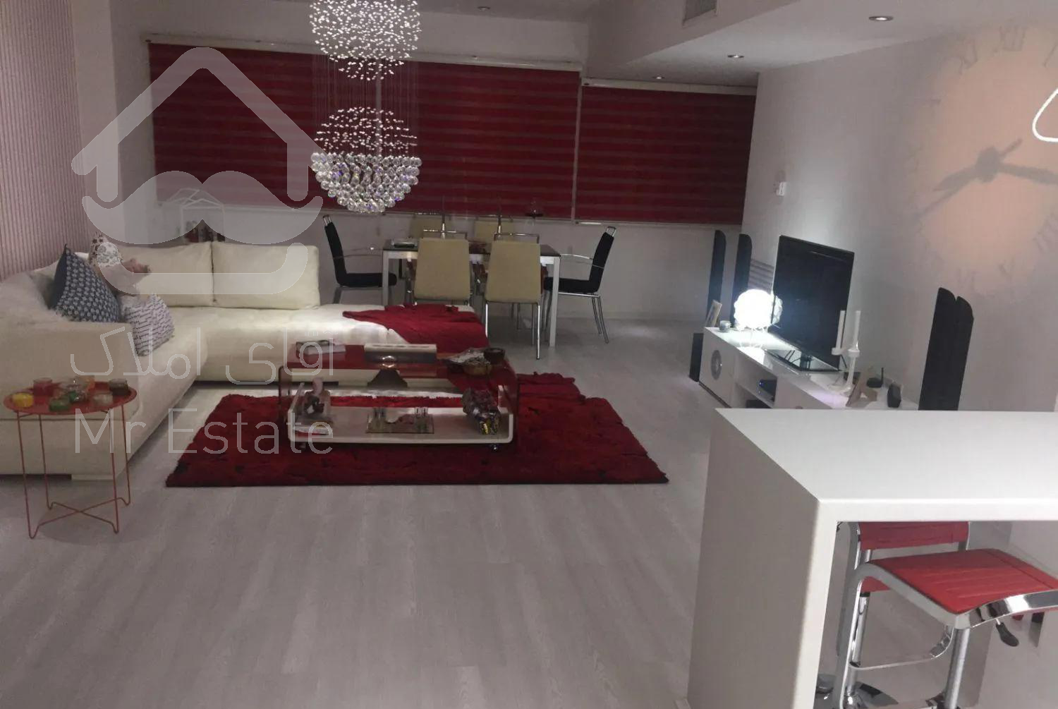 آپارتمان واقع در مجتمع کوه نور