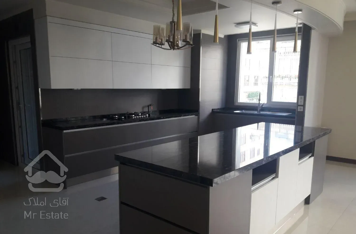 ۷۳ متر کلیدنخورده