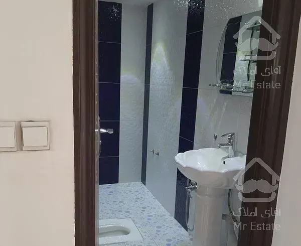 اپارتمان ۱۳۰‌متری شهرک‌گل نرگس