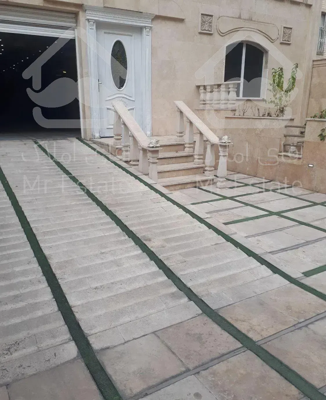 میرداماد - بلوار مینا 130متر/طبقه پنجم /اعیان نشین