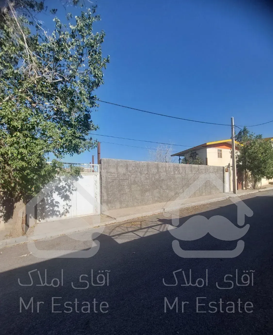 ویلا باغ زمین نیمه کاره دستگرد با پروانه ساخت