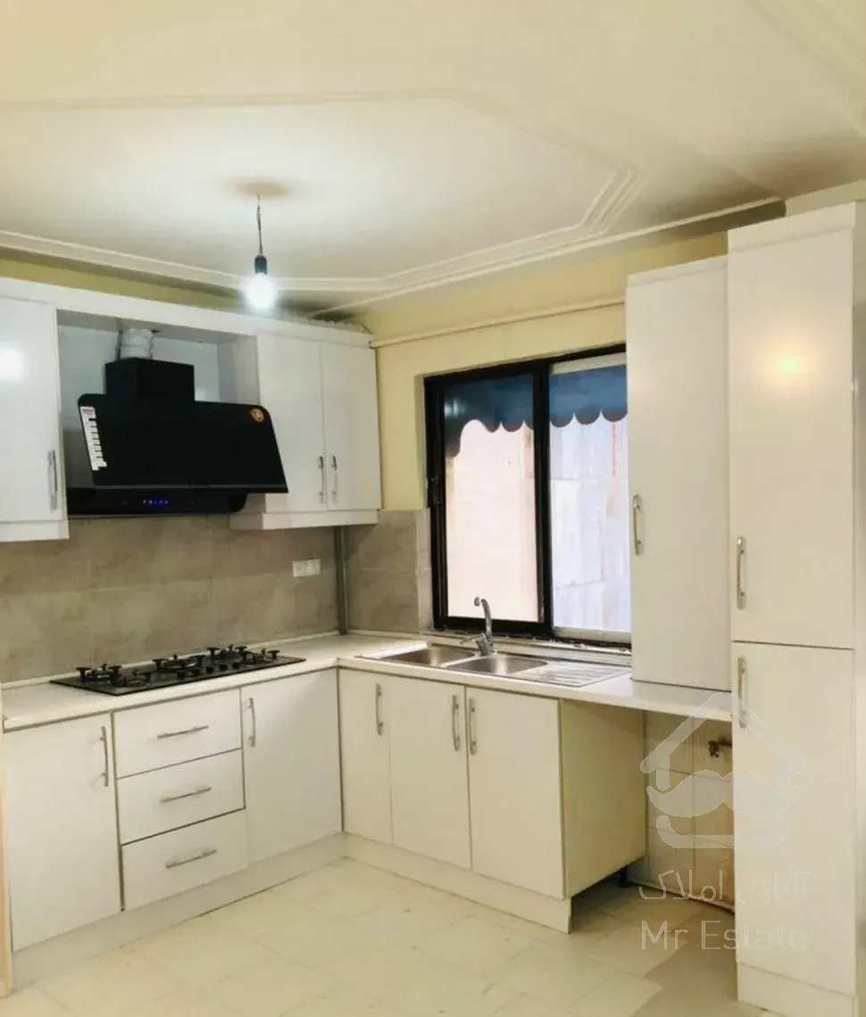 فروش ۷۵ متری طبقه دوم بلوار حافظ پارک شهر