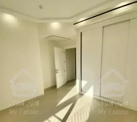 نیاوران یاسر ۲۶۸ متر ۳خواب ۲ مستر + سوئیت مجزا