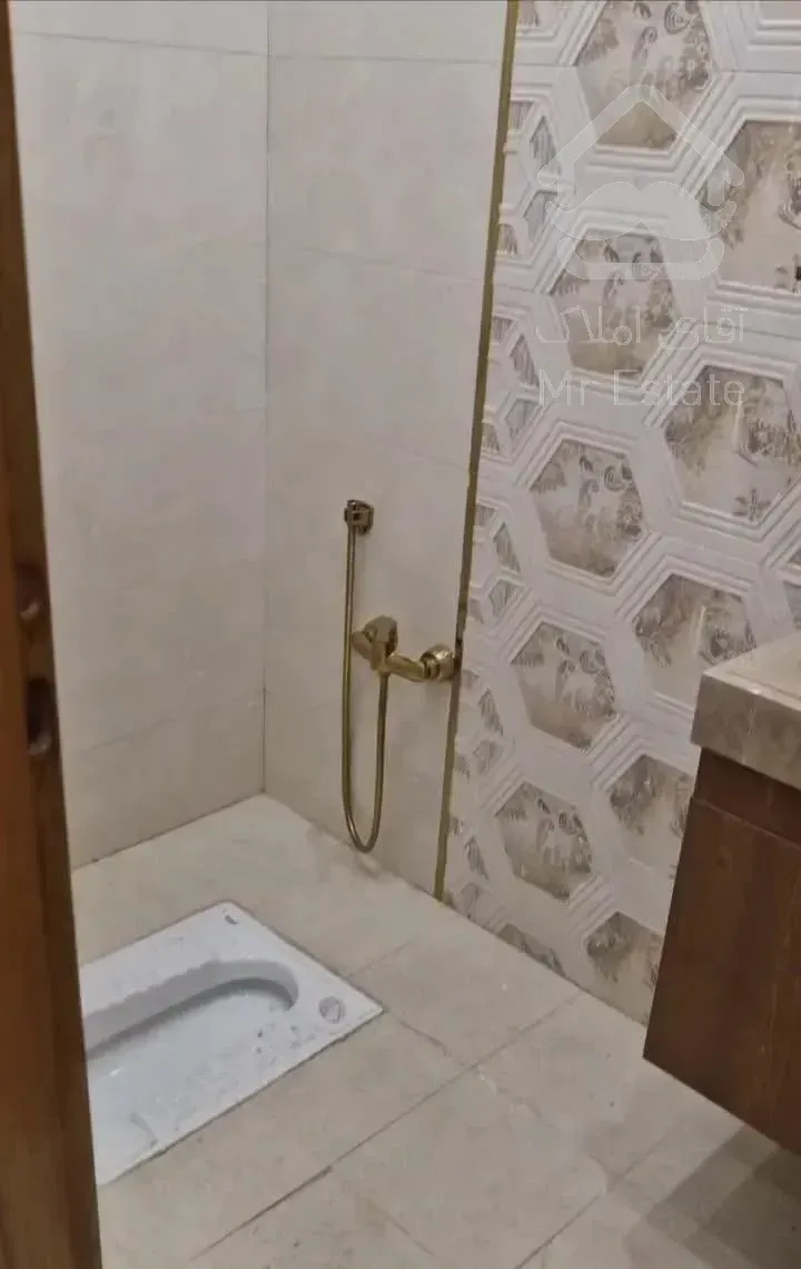 ۱۰۰متری ۲خوابه نوساز یوسف آباد