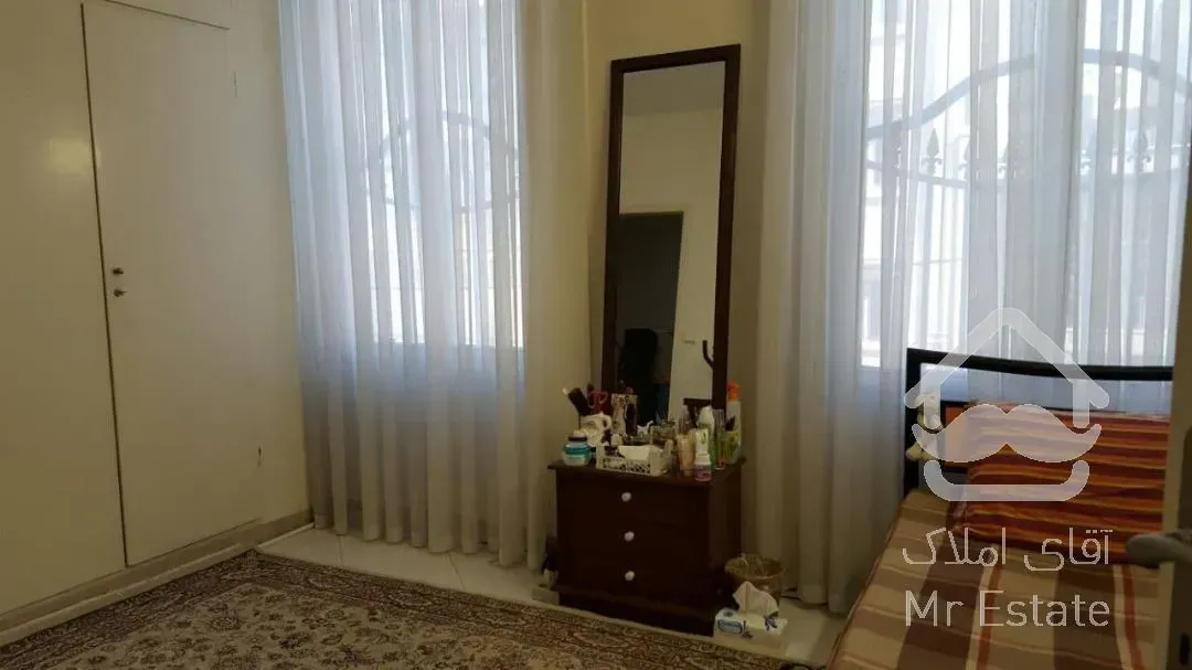 آپارتمان ۵۶ متری تک خواب امکانات عالی سال ساخت ۱۳۸۳