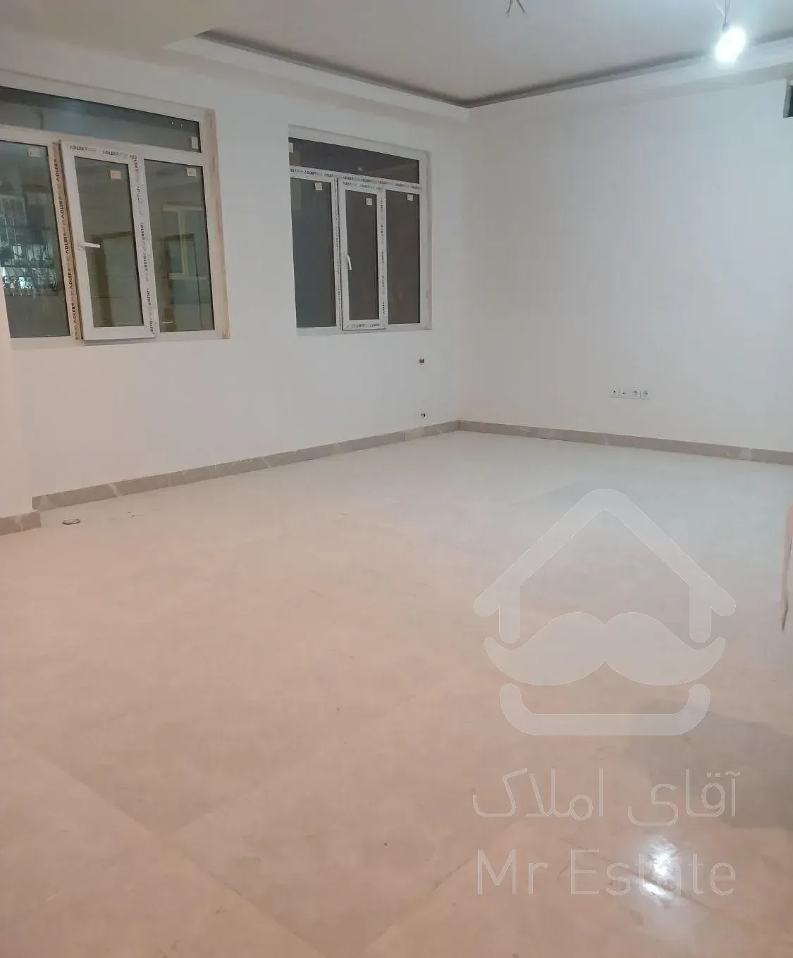 آپارتمان 90متری اتابک خوش نقشه