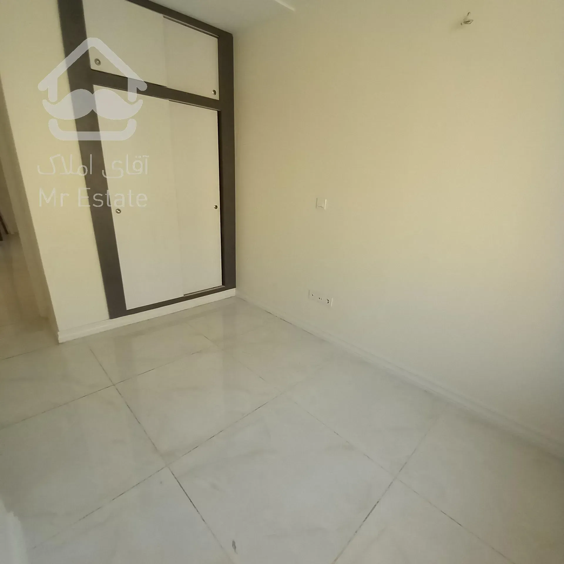 79متر دوخواب سالن پرده خور کم سن بازسازی شده آیت الله کاشانی