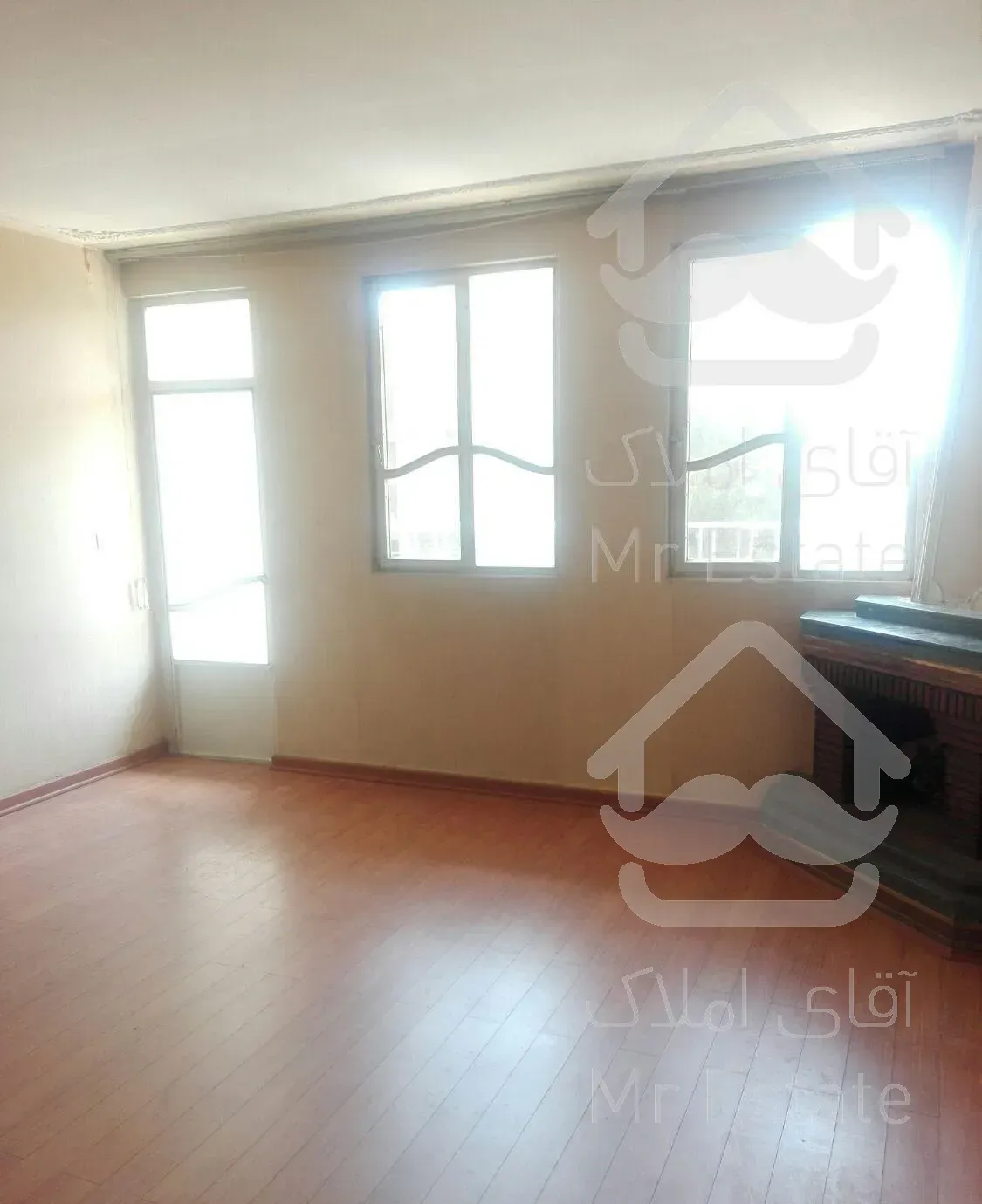 اپارتمان 100متری اردلان (علمی)