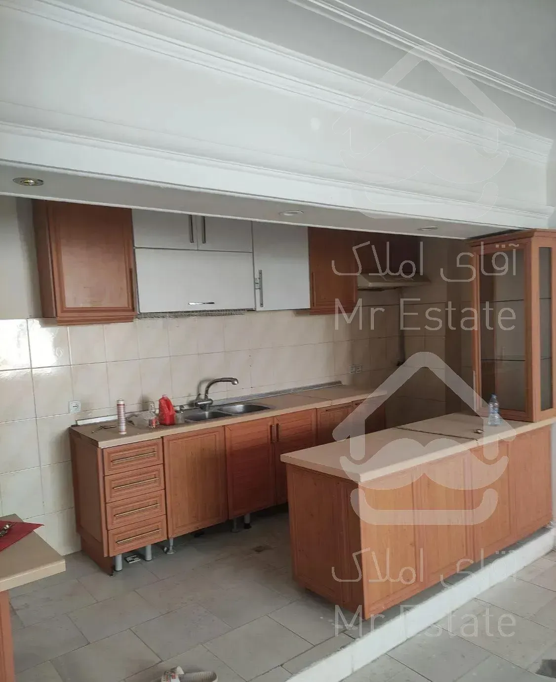 آپارتمان۷۵متر،چهارطبقه،هشت واحده،طبقه دوم،