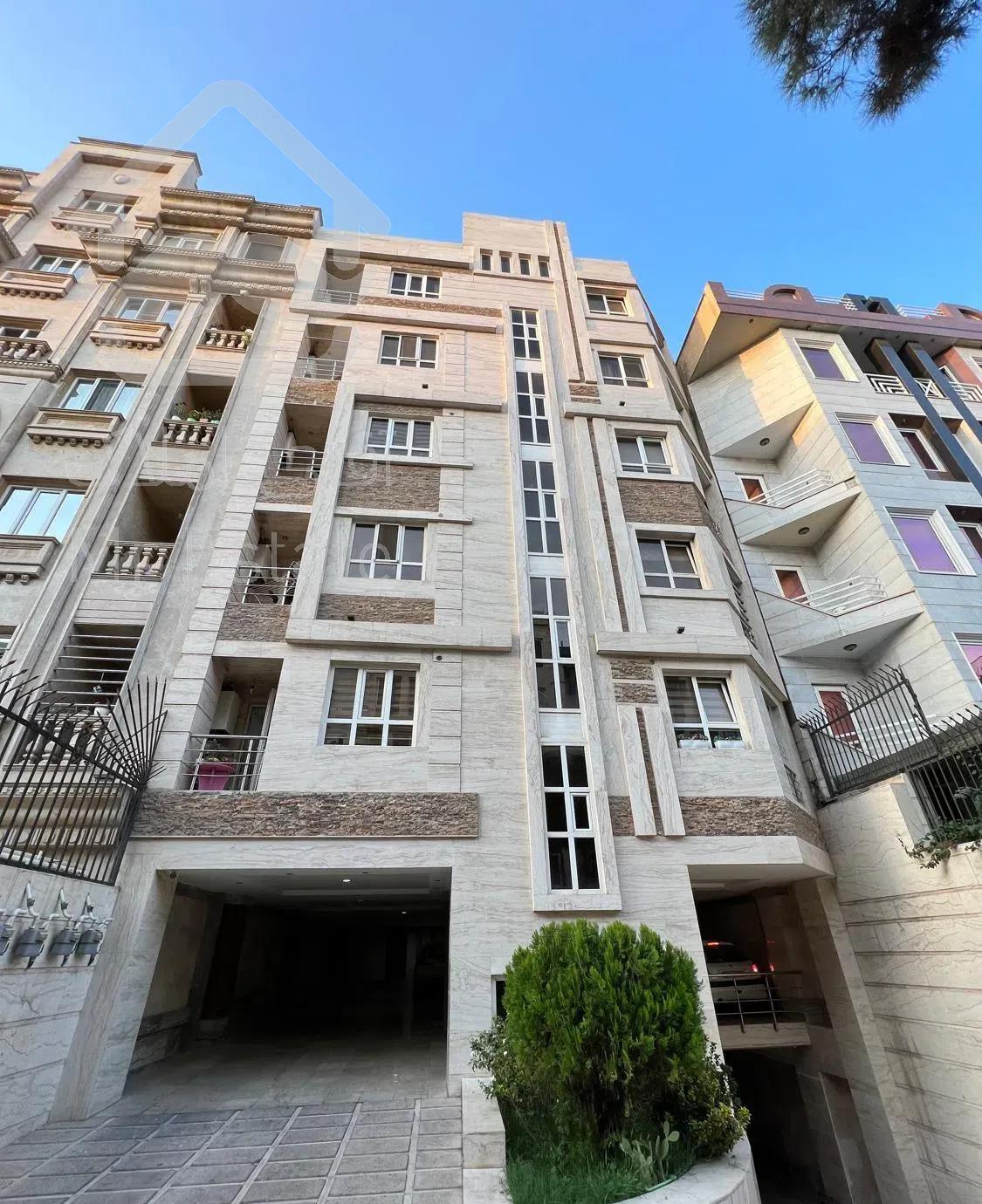 آپارتمان ۹۸ متر  شیک و خوش نقشه