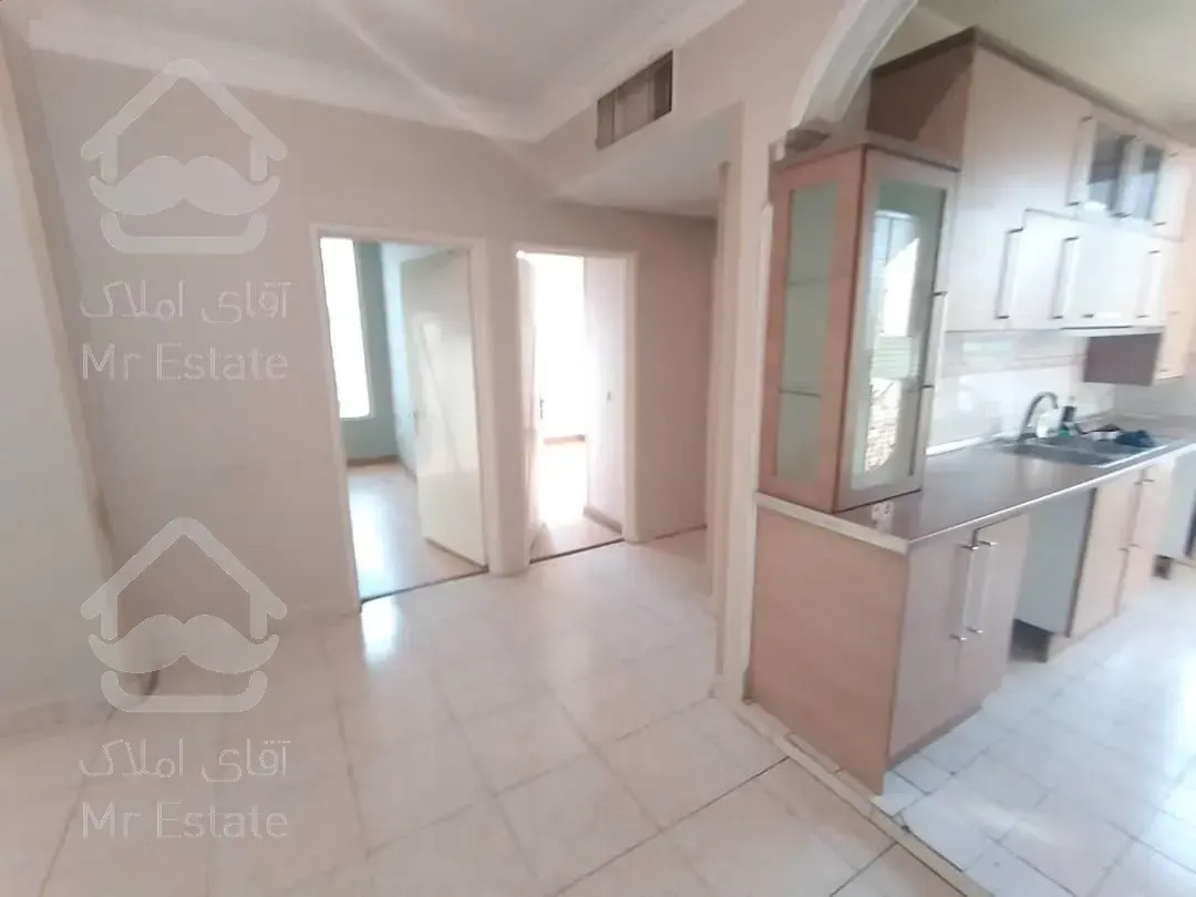 ۸۲متری دوخوابه استادمعین