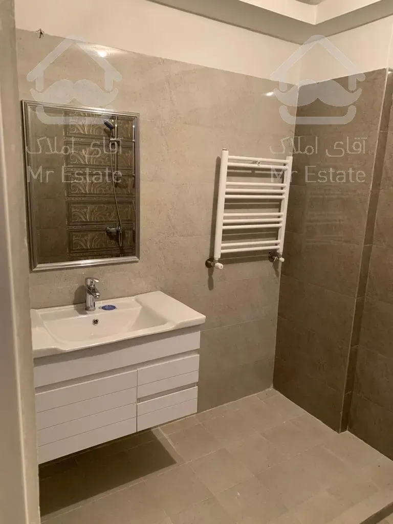 اجاره و رهن آپارتمان ولنجک 190  متر شیک