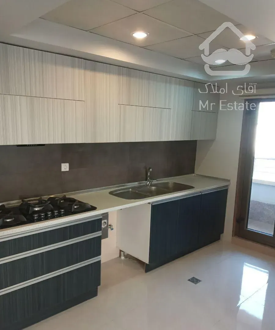 ۶۸ ۵ متر  یک خوابه   ویوی    کاملا ضد زلزله