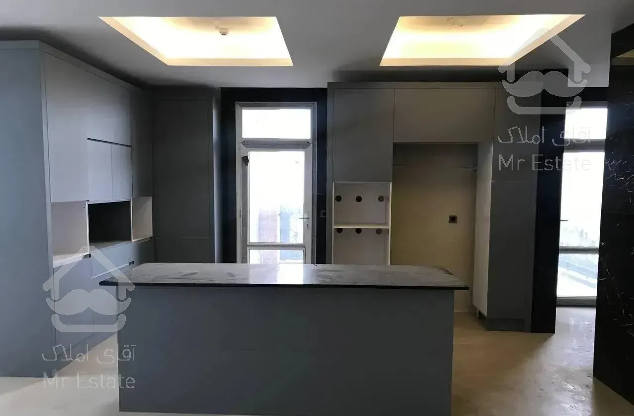 برج باغ ۲۹۰ متری