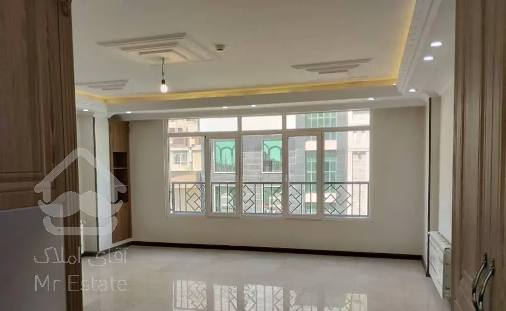 121مترتک واحدی ویو شهر شاهین شمالی