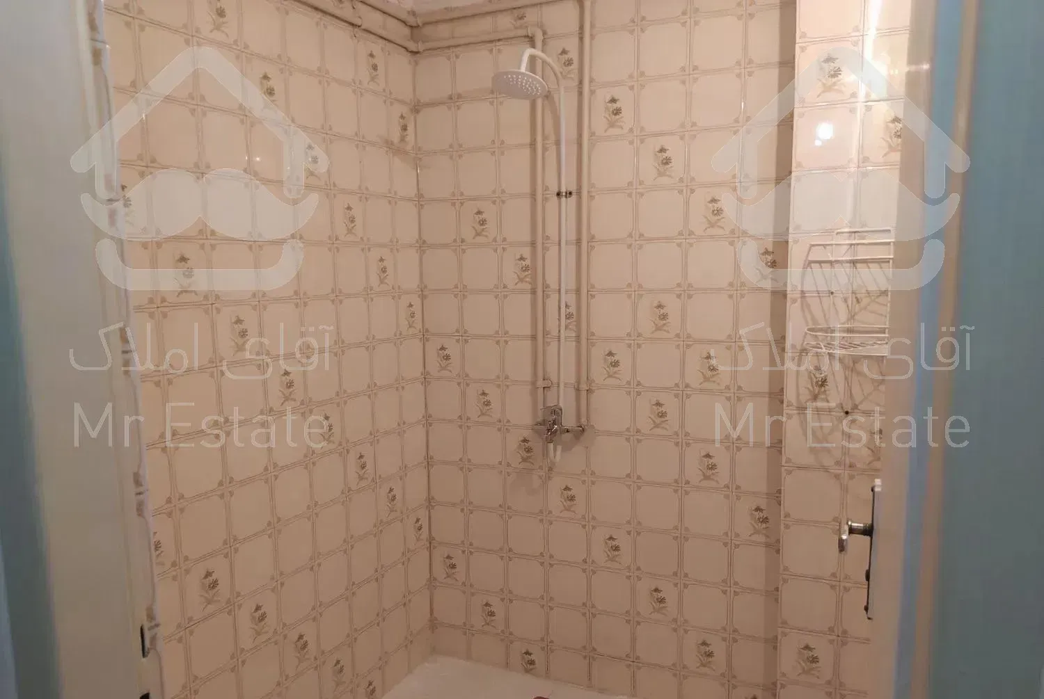 آپارتمان ۱۰۰متر بر  وفادار غرب باقری