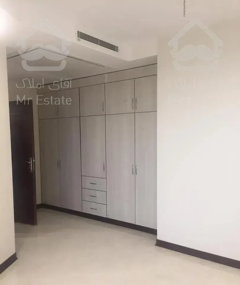 برج  مجلل دهکده /۱۲۵ متر /۲خواب/دید ابدی