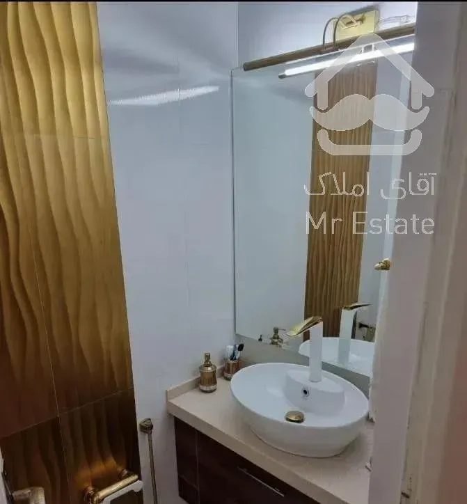 ۱۰۰متری /۲خواب /سالن پرده خور