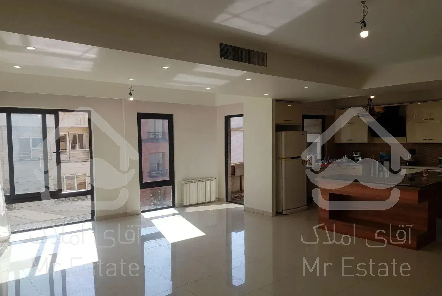 هروی اپارتمان ۱۶۰ متری ۳ خواب رو به آفتاب