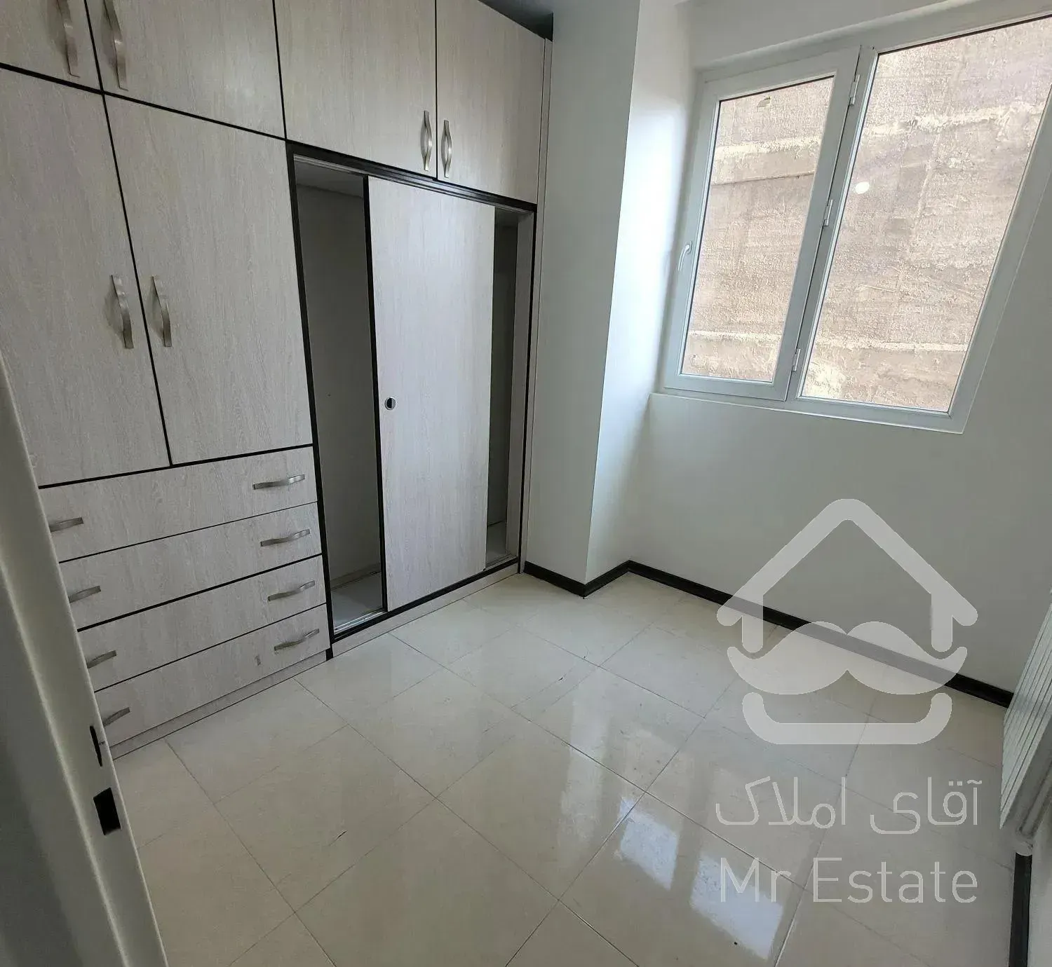 تهرانپارس ۸۵متر ۲خ فول ۶سال ساخت