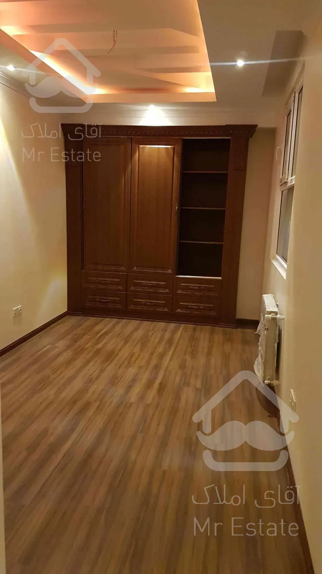 ۱۶۰متر ۳خوابه کلید نخورده / فردوس شرقی