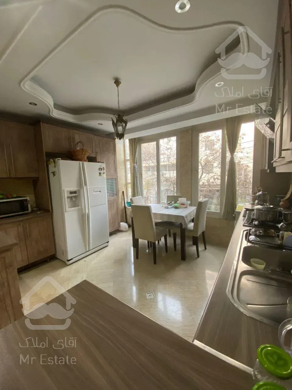 آپارتمان ۱۱۳ متری دو خواب امکانات عالی سال ساخت ۱۳۹۷