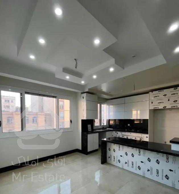 ۴۶متر/فول امکانات/سالن پرده خور/آکواریوم نور