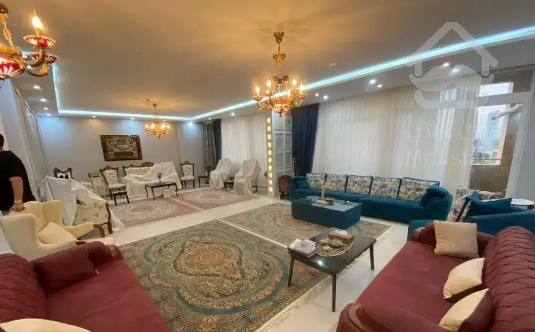 زندگی لوکس وآرامش دردل مدرنیته/300متری