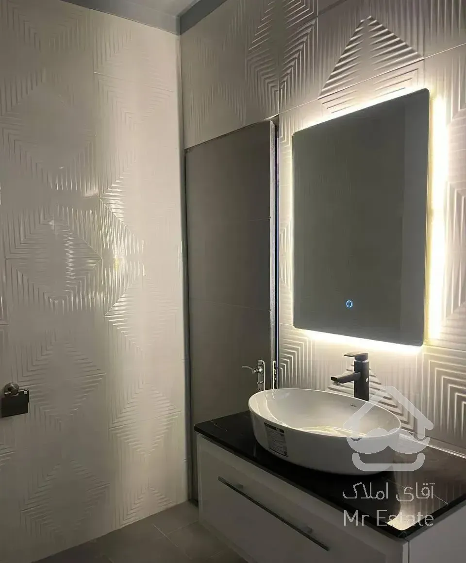 آپارتمان کاملا بازسازی شده در بخارست مقدس ۴