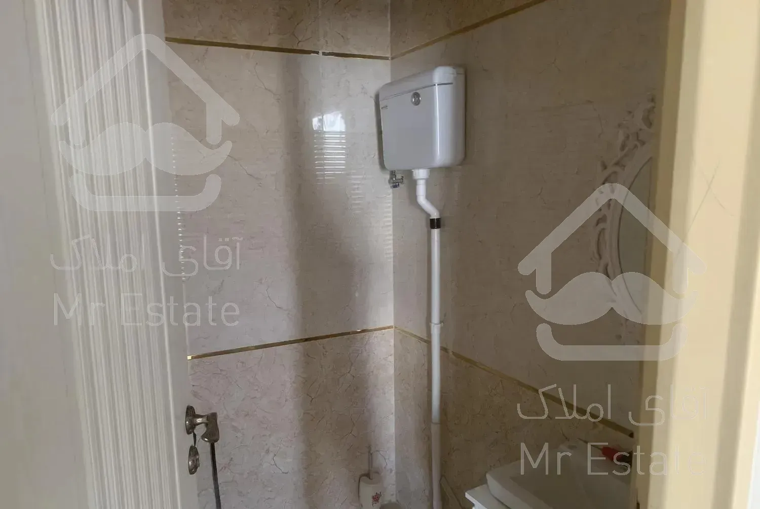 آپارتمان ۶ طبقه ۱۸ واحد