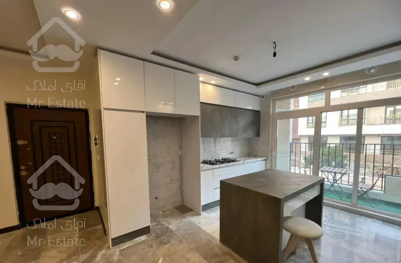 ۱۰۷ متر ۲ خواب نوساز کلید نخورده آلاله شرقی