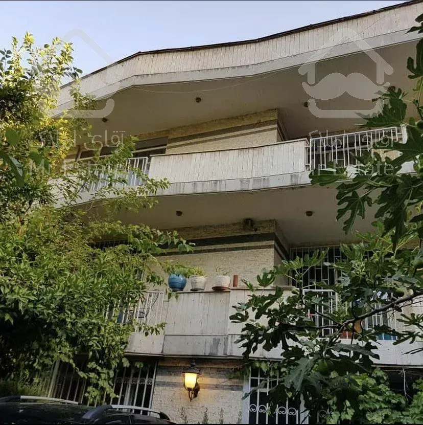 فروش کلنگی ٨٣٠ متری نیاوران گلسنگ